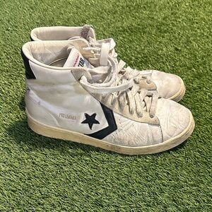 Vintage Converse Pro Leather White and Black High-Tops